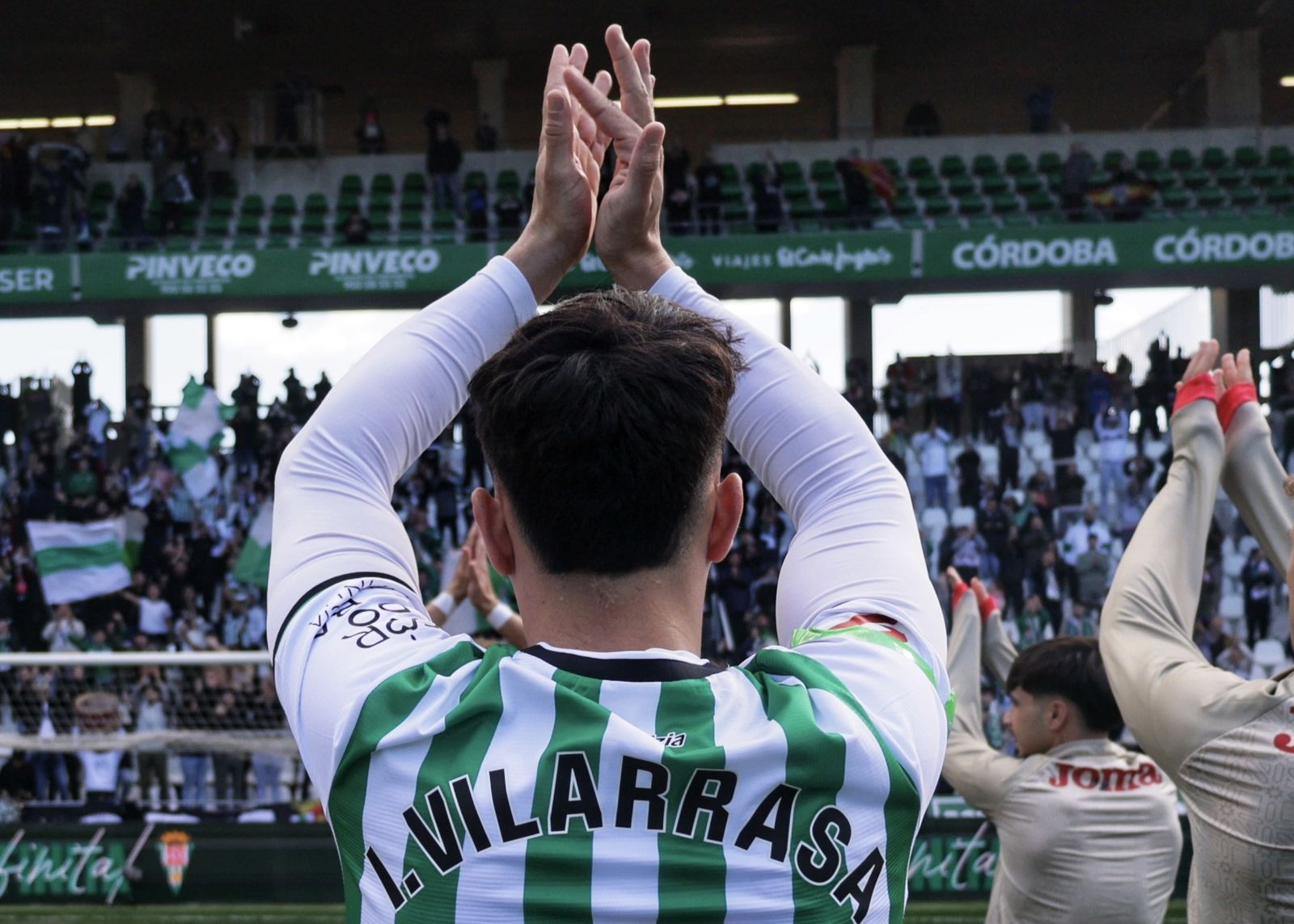 Ignasi Vilarrasa agradece a la afición del Córdoba CF su apoyo tras el partido ante el Leganés.