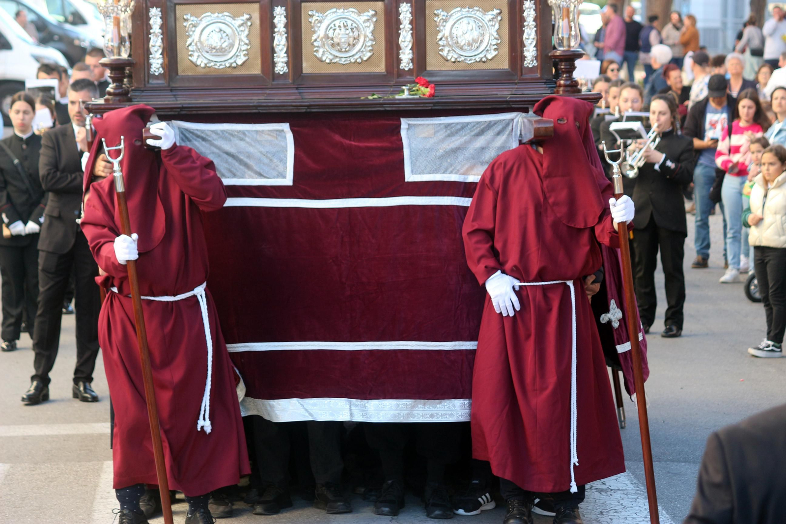 Las imágenes del Sábado de Pasión en Puerto Real 2023: Cristo del Amor