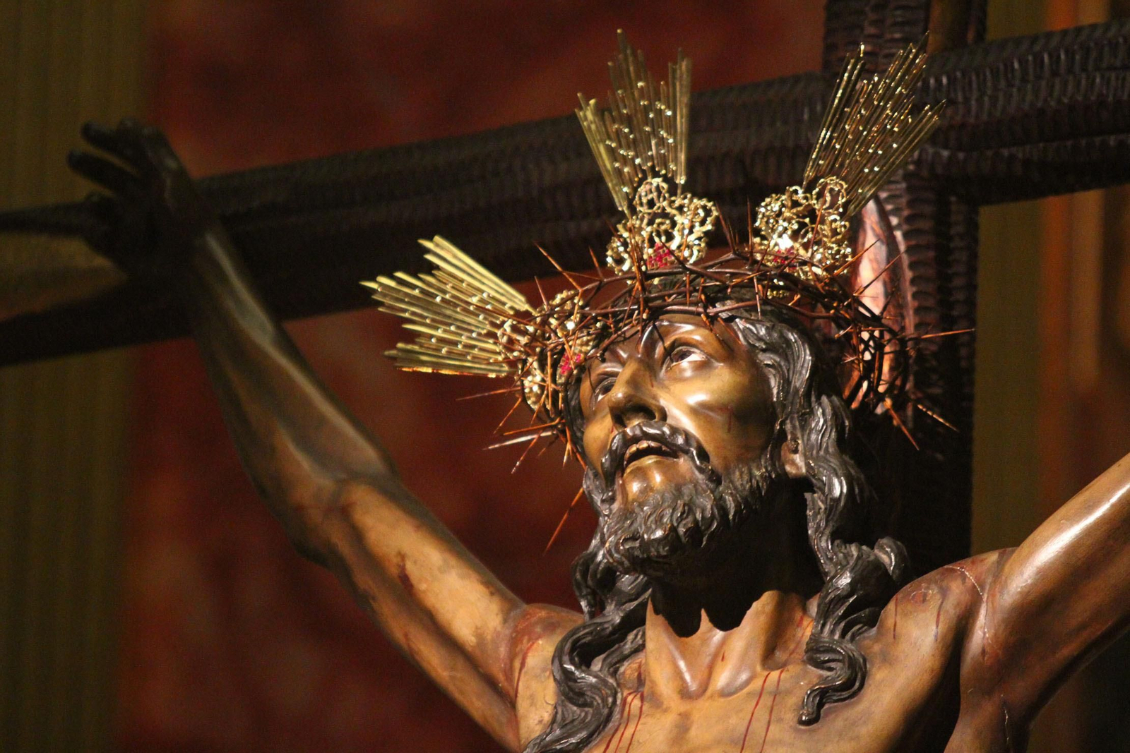 Imágenes del besapiés al Santísimo Cristo de la Expiración