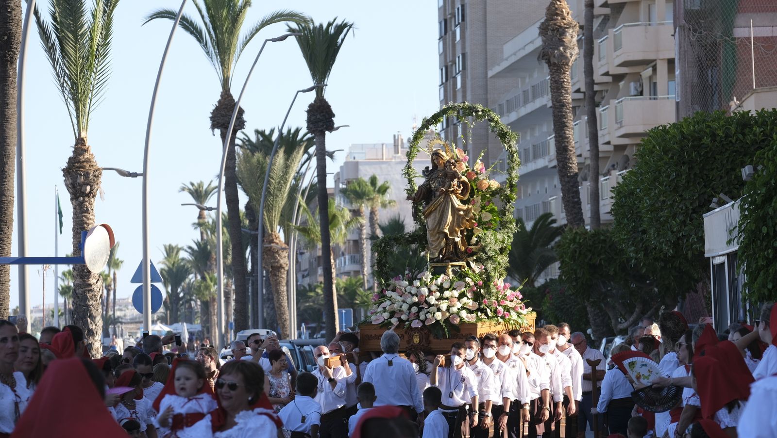Imágenes de la procesión marinera de la Virgen del Carmen de Garrucha