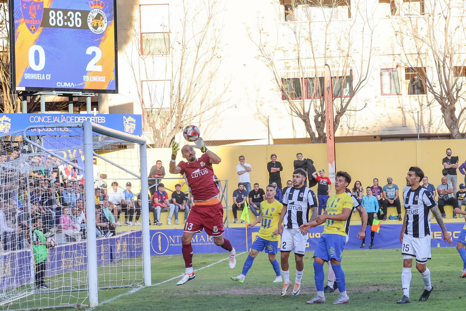 Las fotos del Orihuela-Balona de Segunda Federación (1-2)