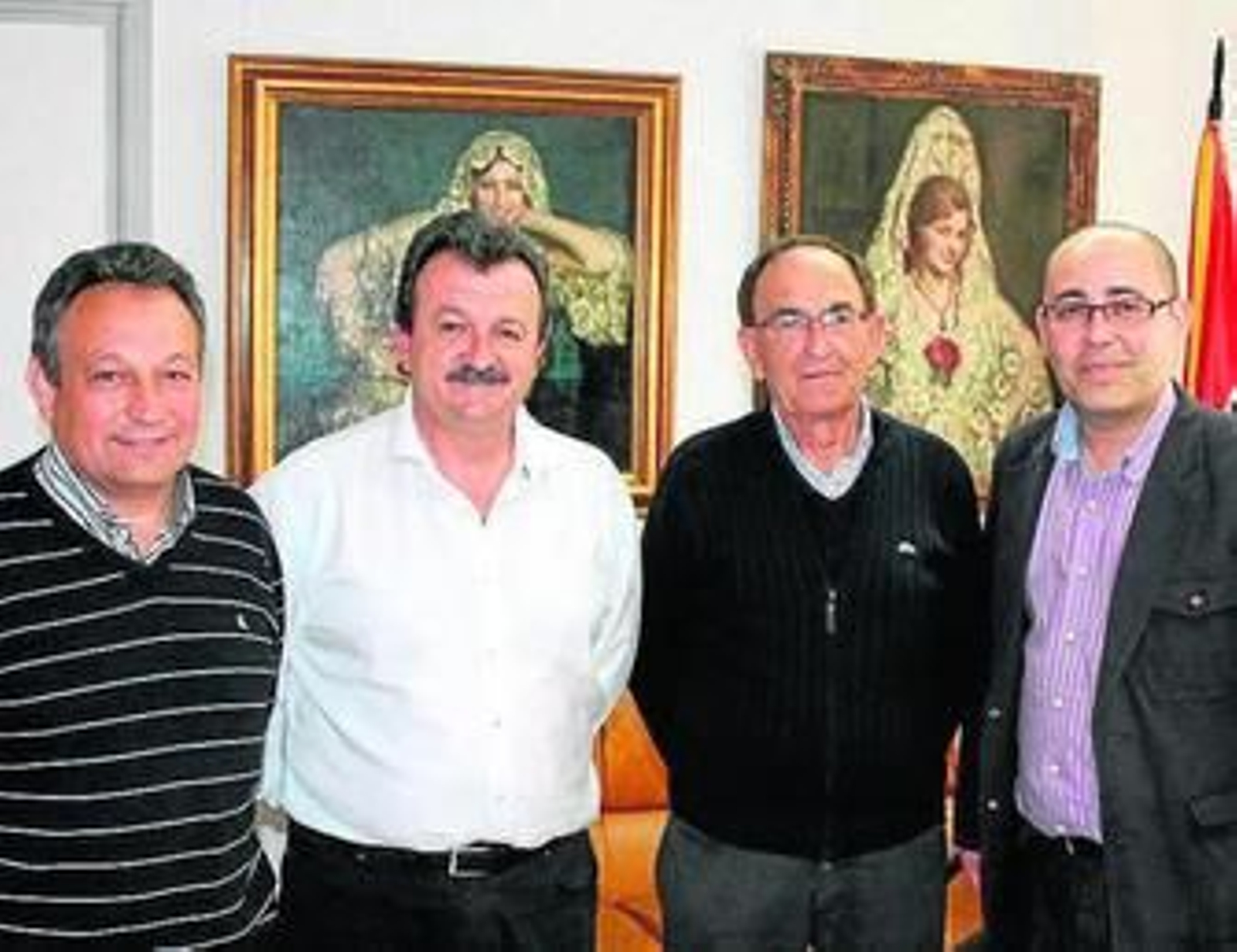 Los alcaldes de Huércal-Overa y Pulpí con el presidente de la ADS. Los alcaldes de Huércal-Overa y Pulpí con el presidente de la ADS.