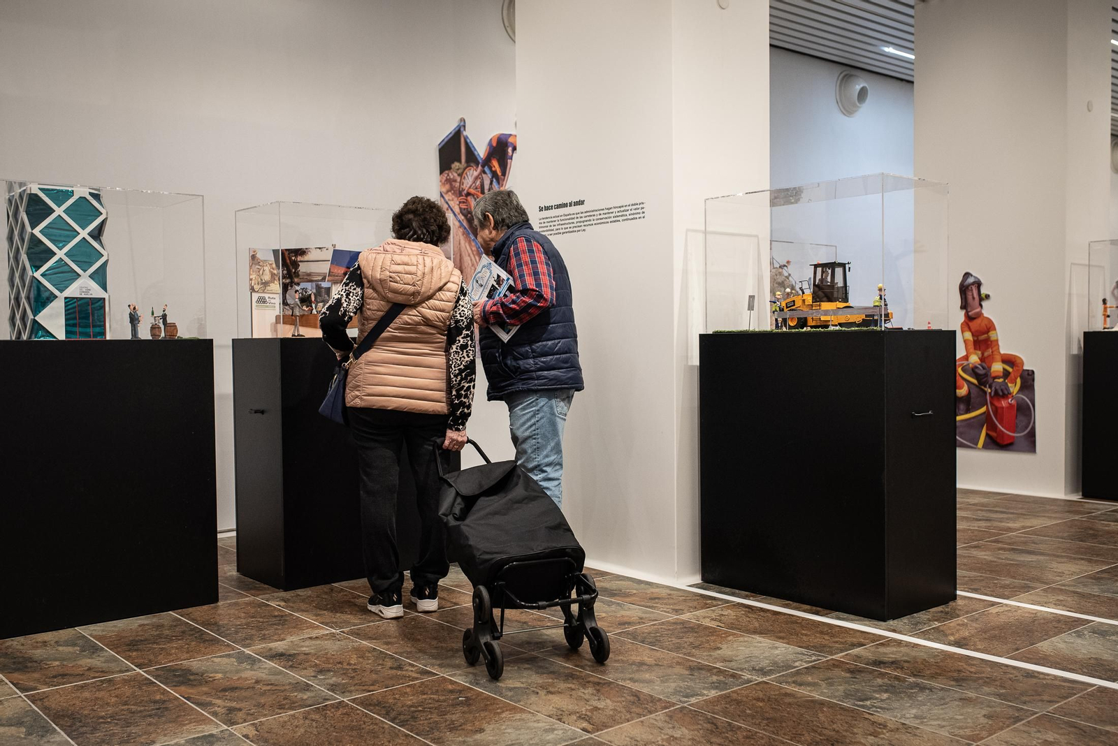 Imágenes de la inauguración de la exposición "200 años construyendo provincia"