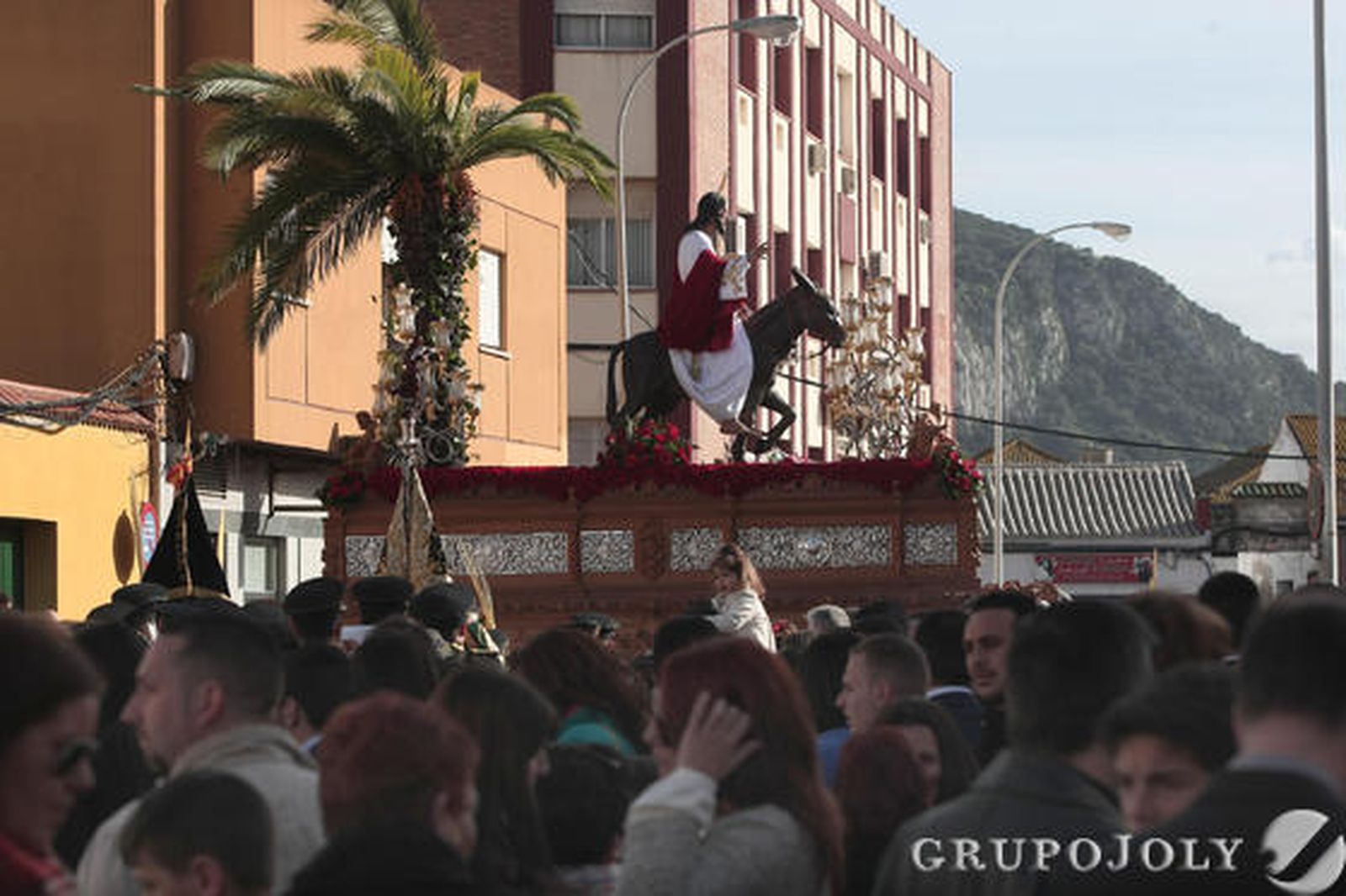 La Borriquita La Línea

Foto: Erasmo Fenoy / Fran Montes