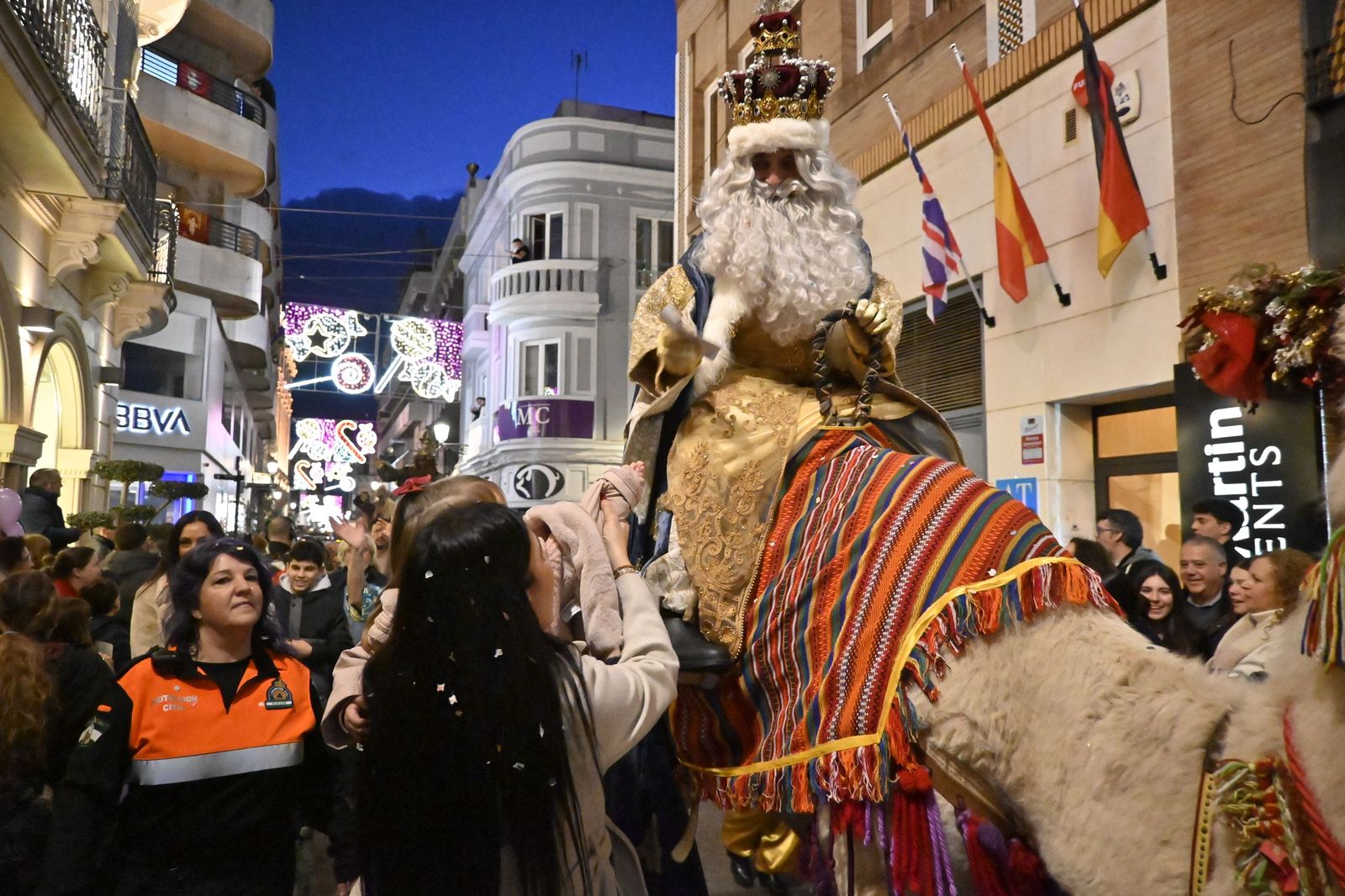 Las mejores fotografías de la llegada de los Reyes Magos a Huelva