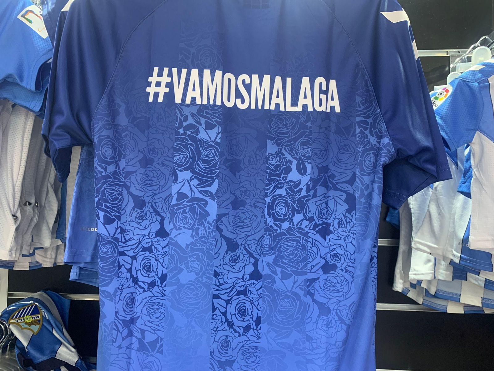 Los novedosos productos del Málaga CF en tiendas