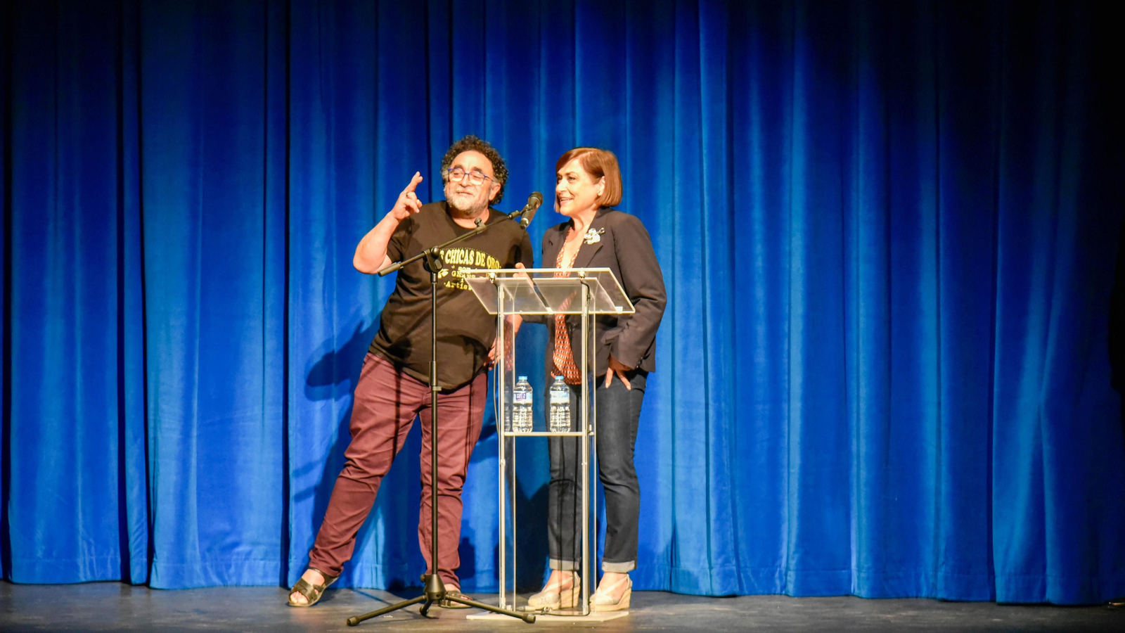 Las fotos de Generación EGB en La Línea a cargo de Las Chicas de Oro de Canonja