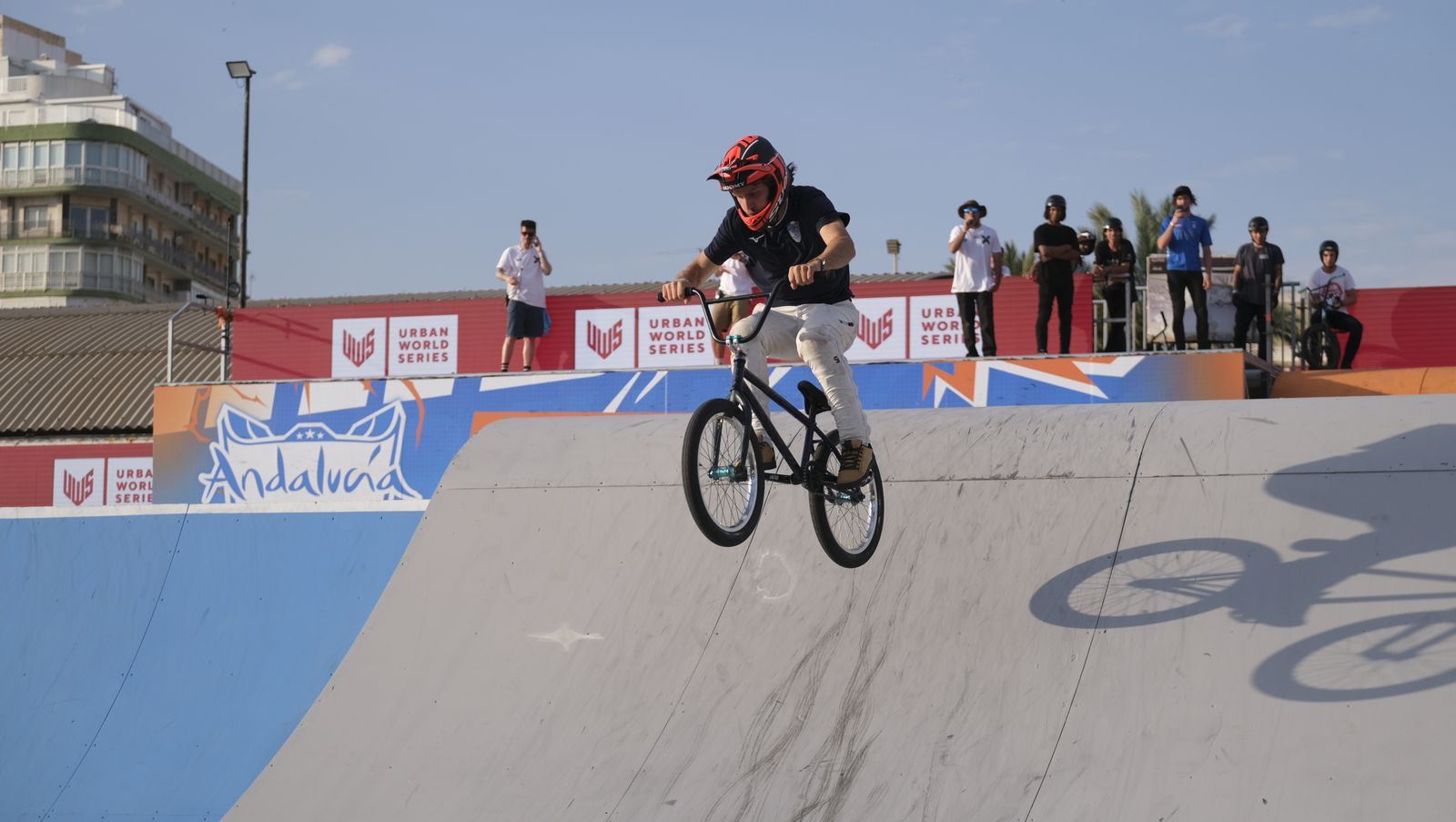 Imágenes de la segunda jornada de la Andalucía World Series Almería