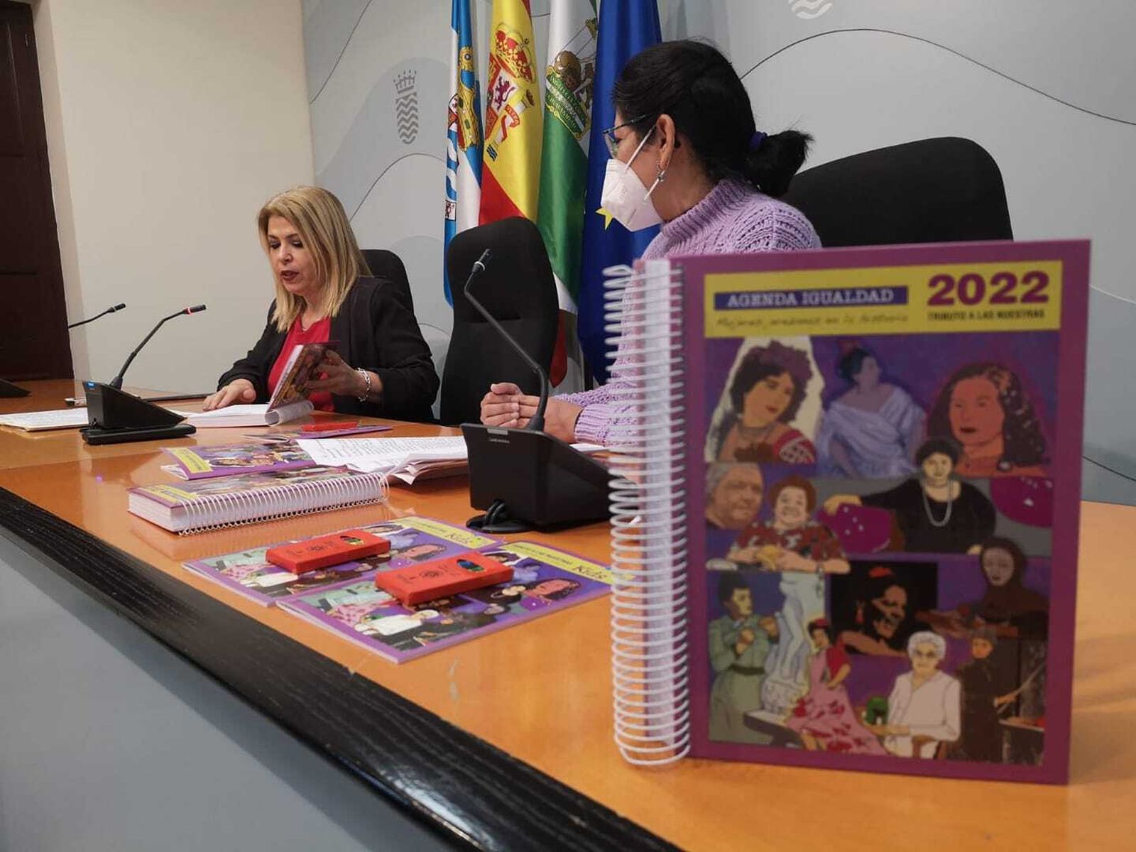 La alcaldesa presentó la agenda de 2022.