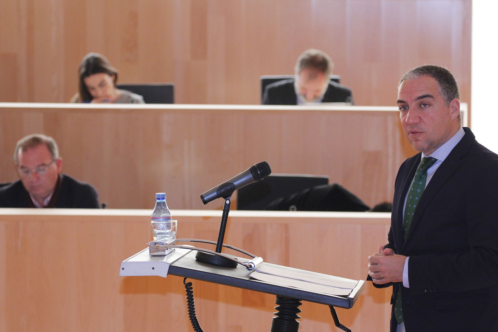 Bendodo durante el pleno.