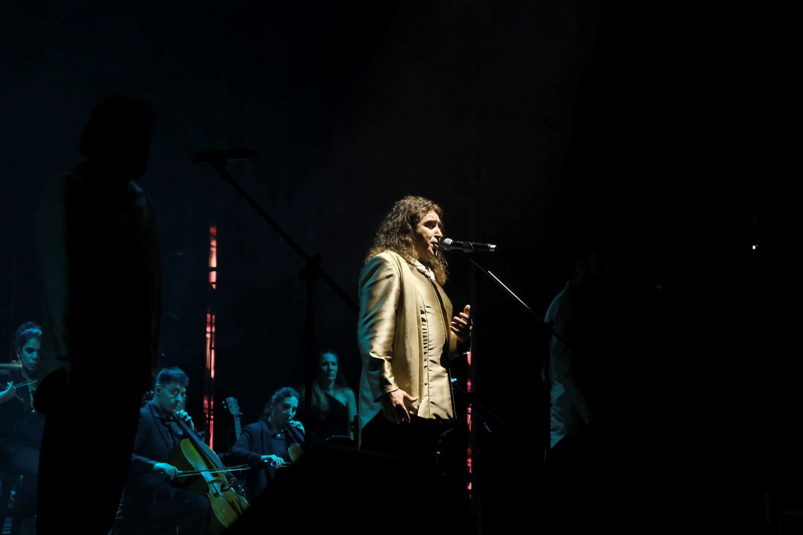 Los Cantores de Híspalis actúan en La Corredera, en imágenes