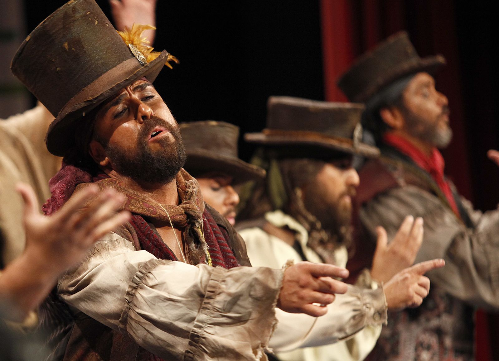 Las imágenes de la sexta función de cuartos