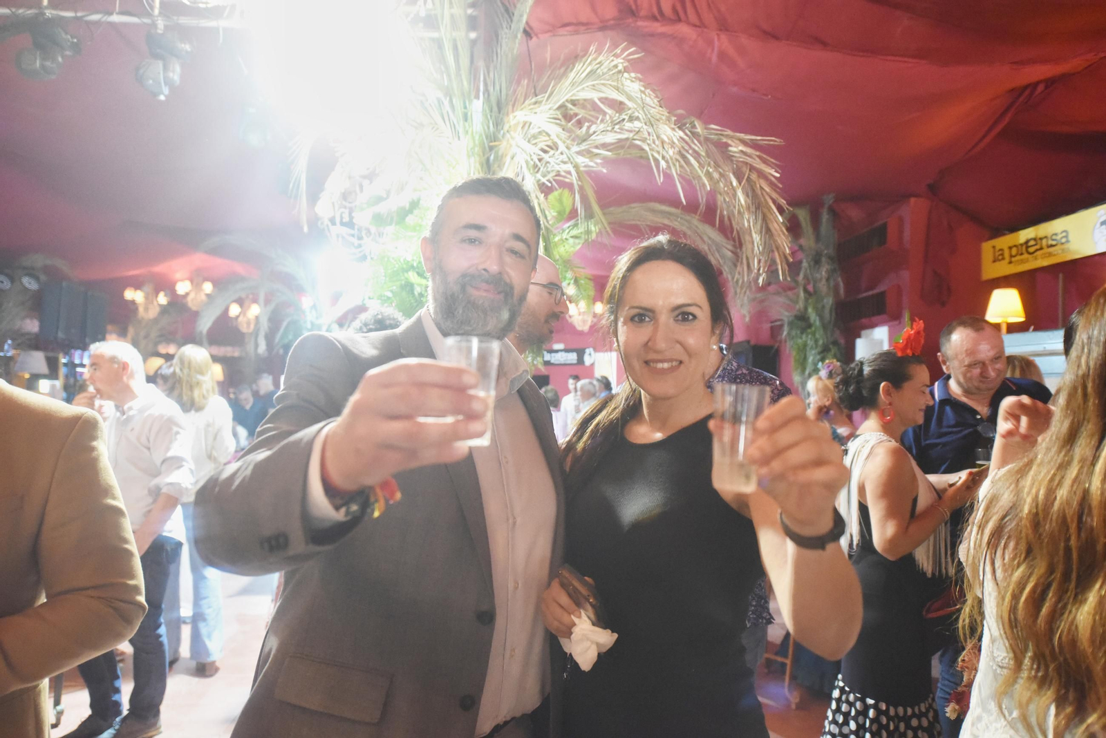 Las mejores imágenes de un lunes de Feria en Córdoba cargado de comidas de empresa y recepciones