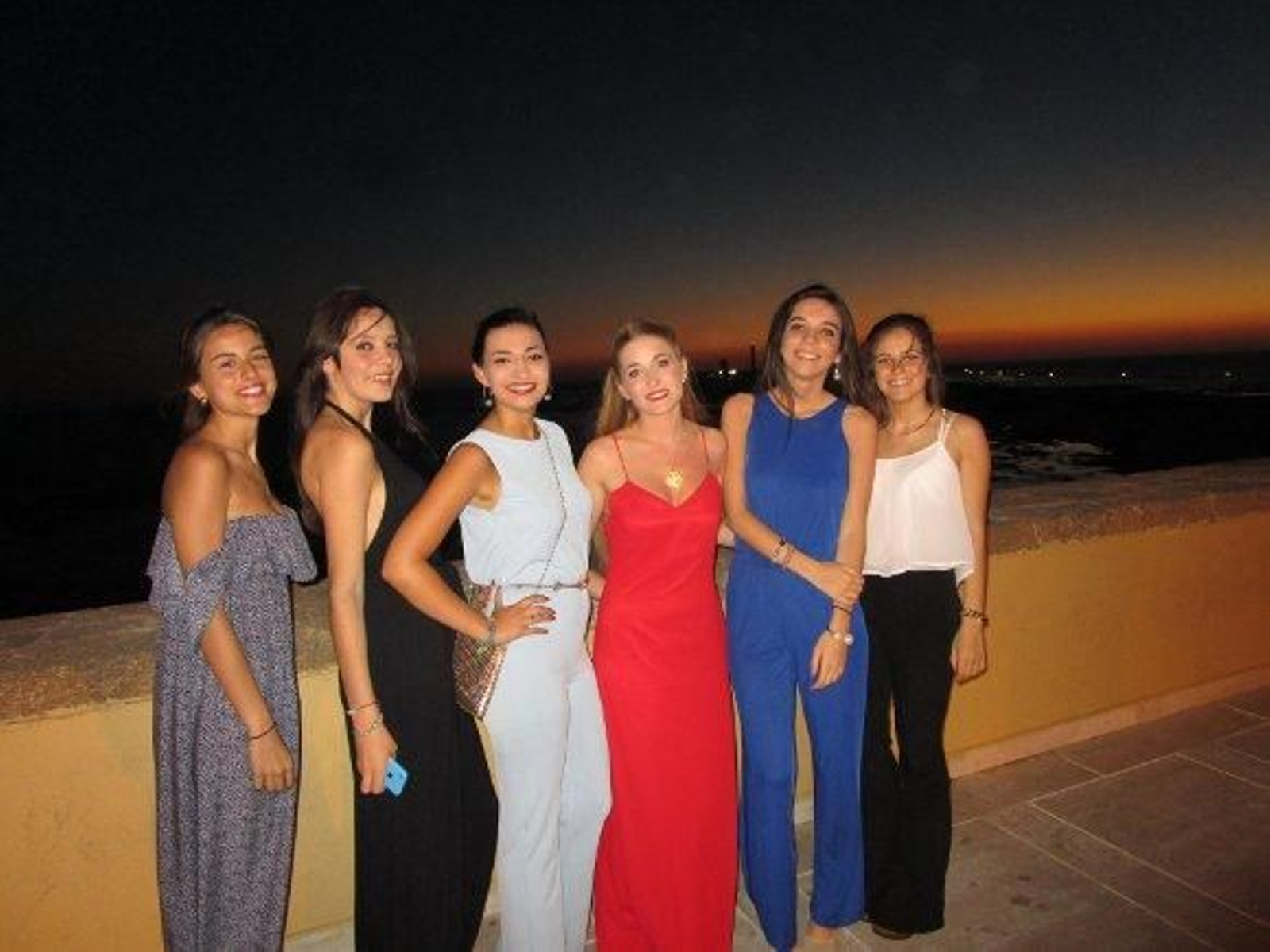 Paula Romero, Reyes Ruth, María Navea, Miriam Jiménez Córdoba, Marta Martínez y Alejandra Ruiz.

Foto: Ignacio Casas de Ciria