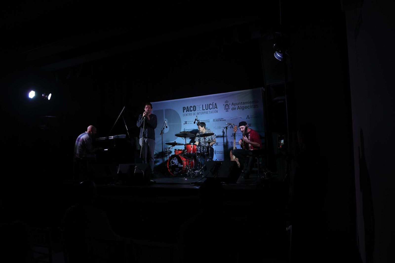 Fotos del concierto de Javier Ruibal en Algeciras