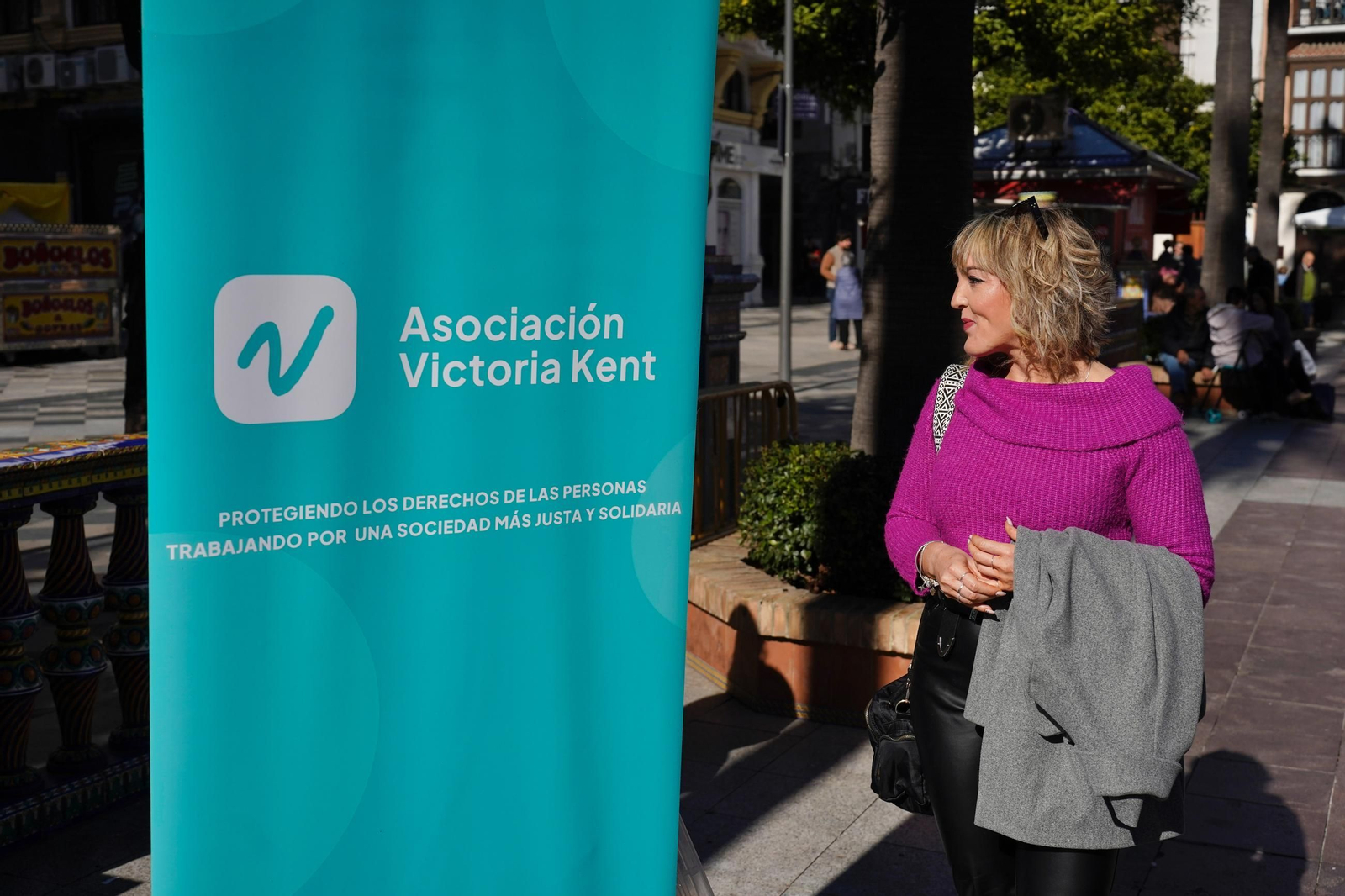 Fotos de los actos de Victoria Kent por el día contra la violencia machista