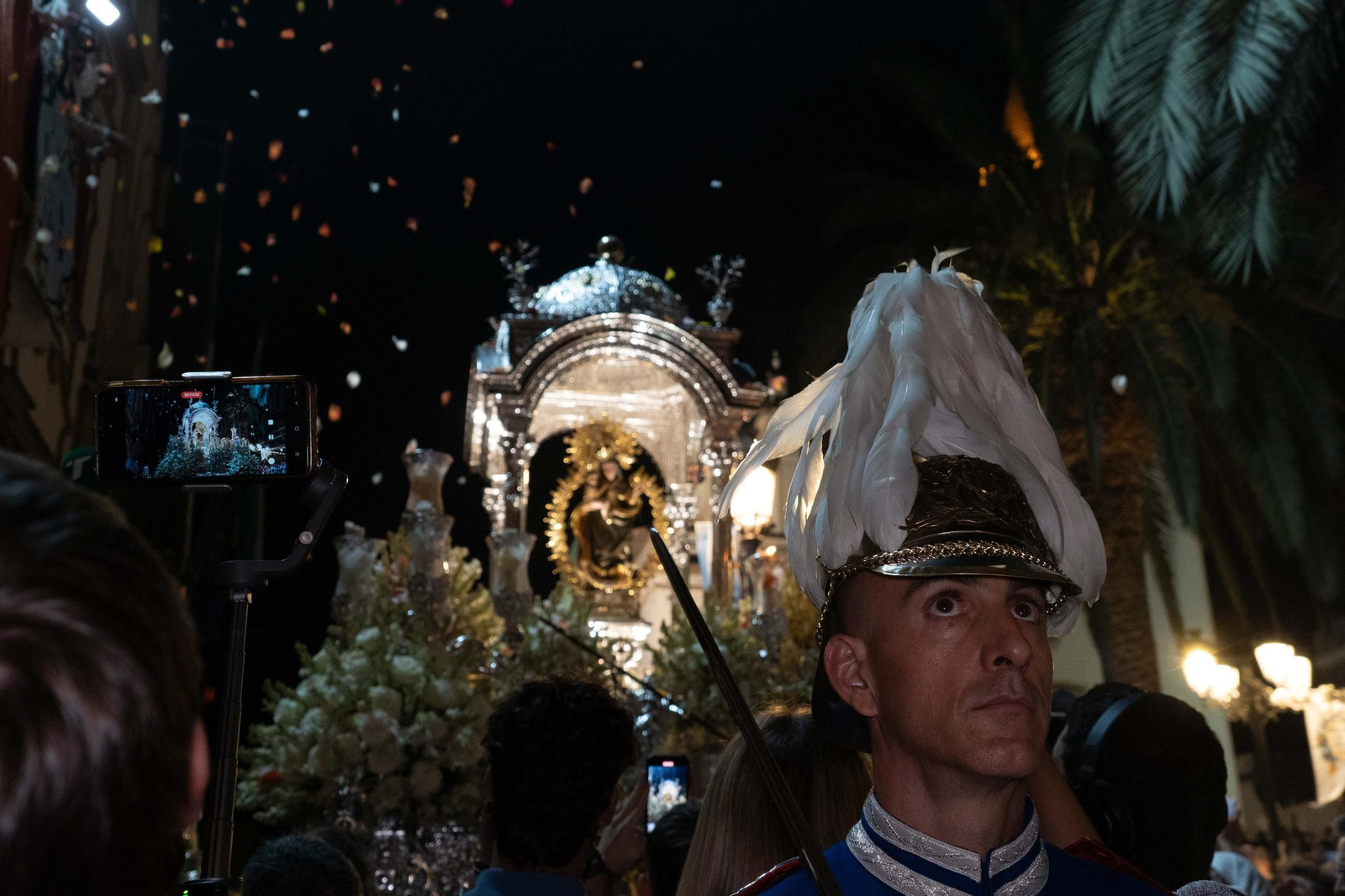 Imágenes del traslado de Nuestra Señora de la Cinta a la Parroquia Mayor de San Pedro