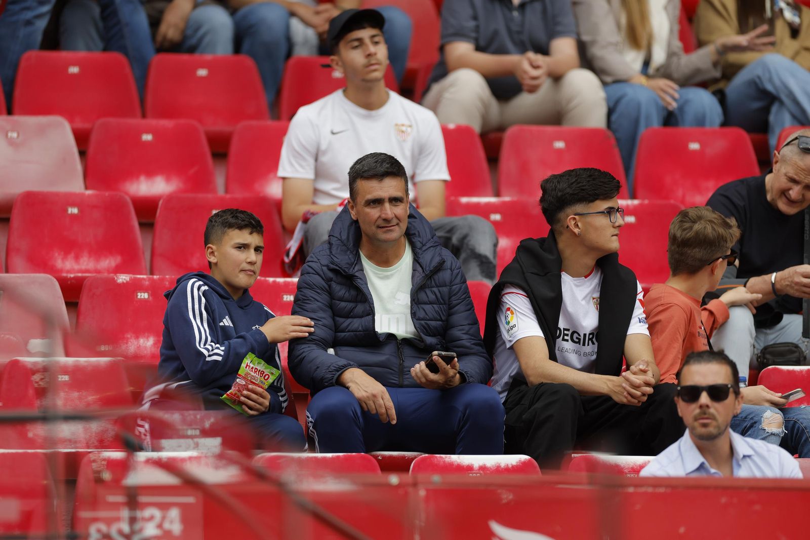 Búscate en las fotos del Sevilla FC - Leganés