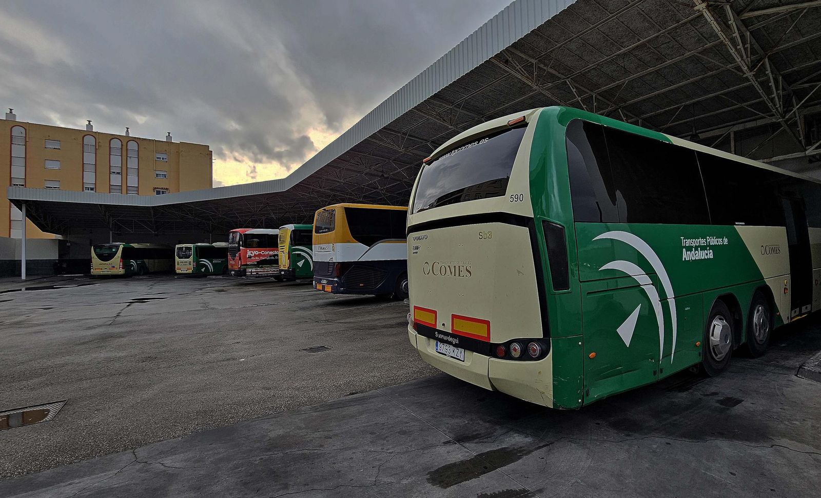 Fotos de la huelga de autobuses en Algeciras