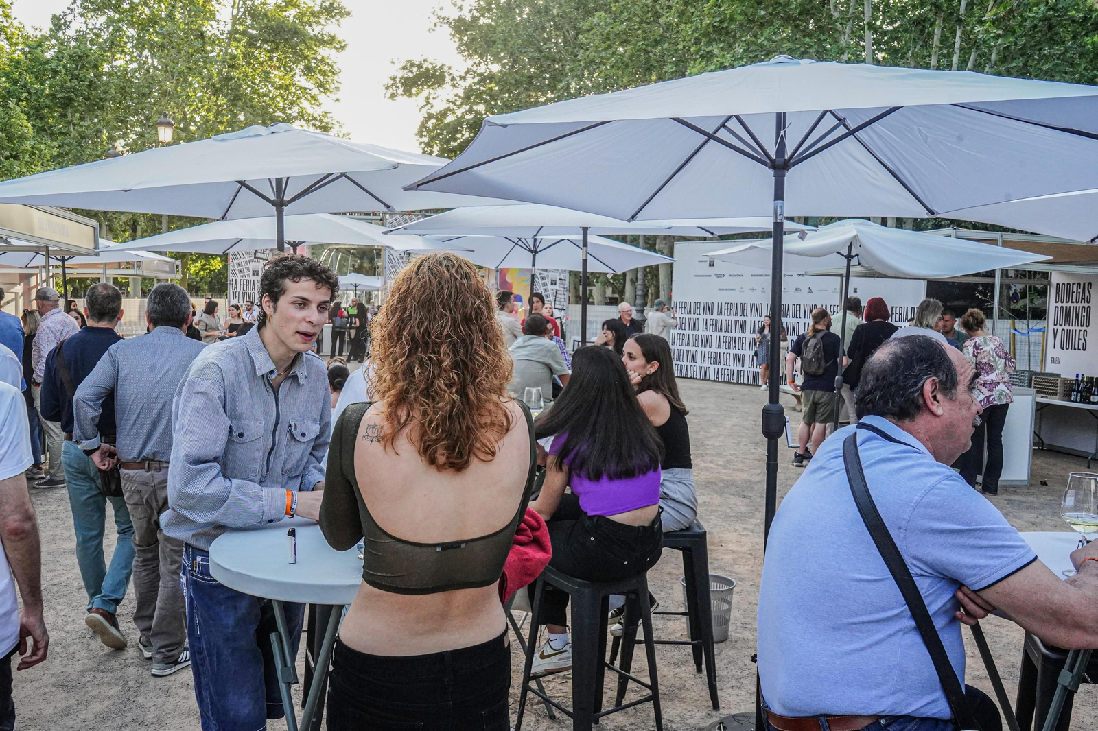 Encuéntrate en las fotos de la Feria del Vino