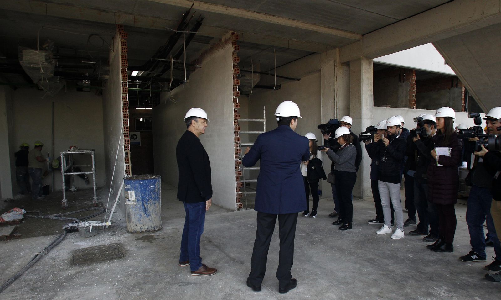 Las imágenes de la visita a las obras de la Ciudad Deportiva del Sevilla