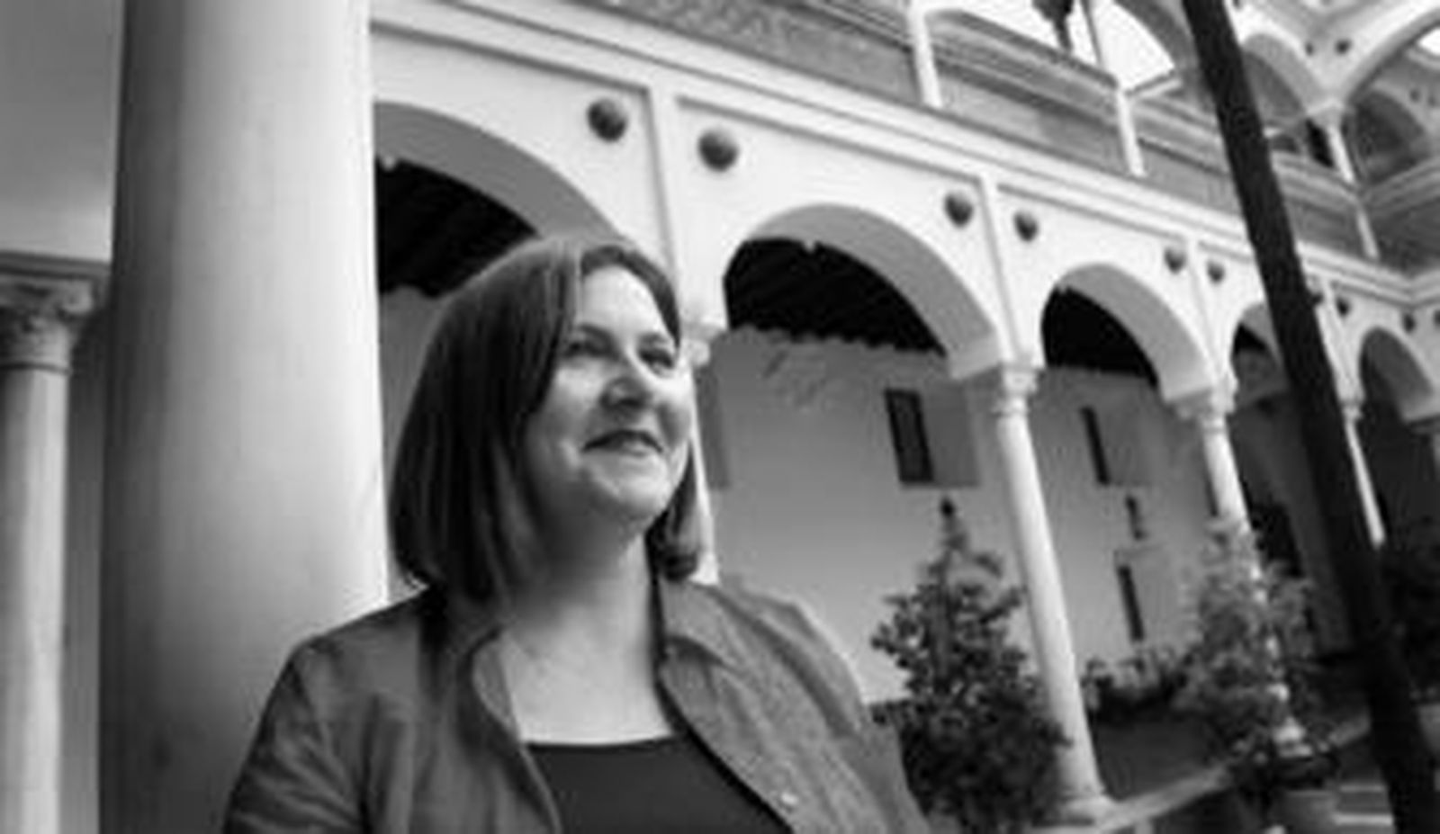 María Viedma, hace unos días en el patio del hospital Pascual.