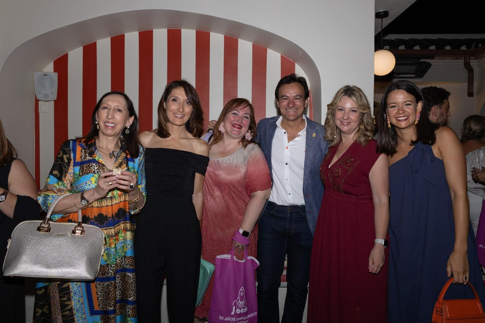 El cóctel de las mujeres empresarias de Jaén, en imágenes