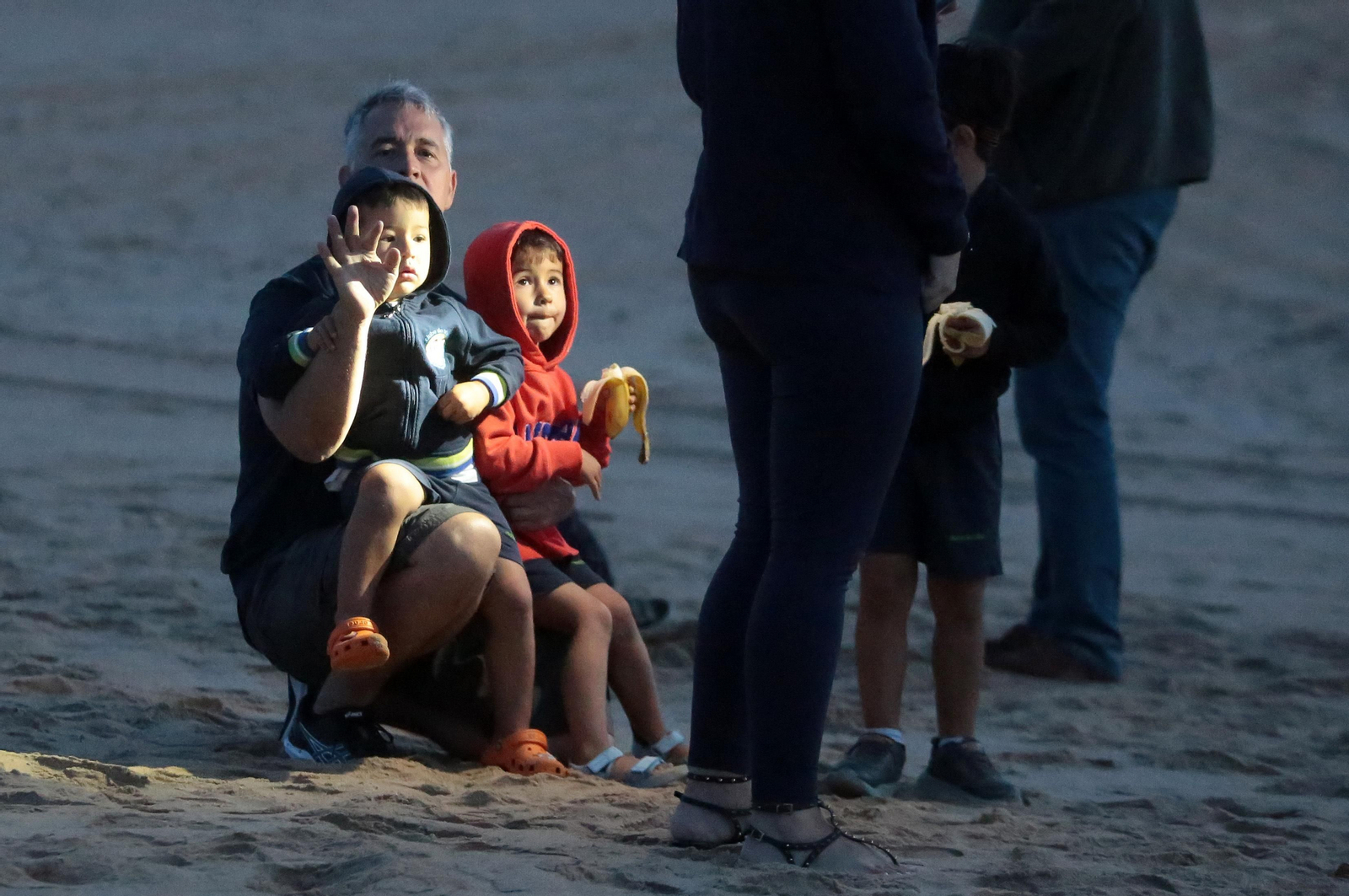 Imágenes del ambiente para ver el lanzamiento del cohete Miura 1