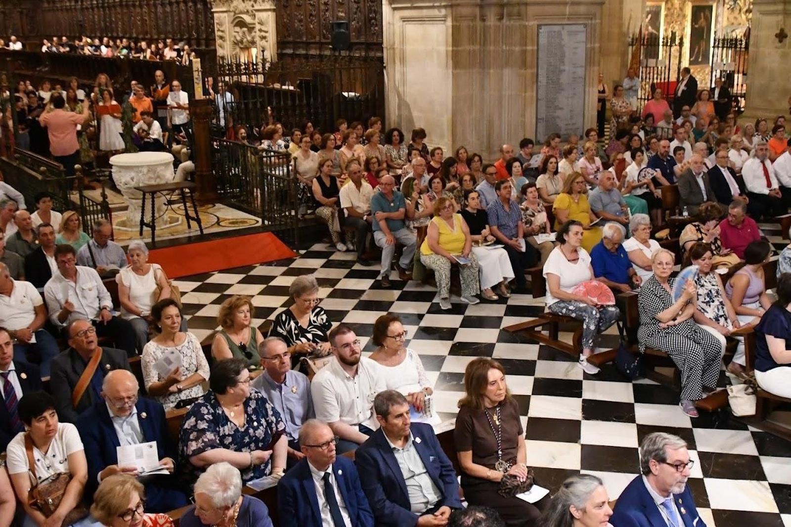 Jaén celebra con devoción la Vigilia Diocesana de Espigas, en imágenes