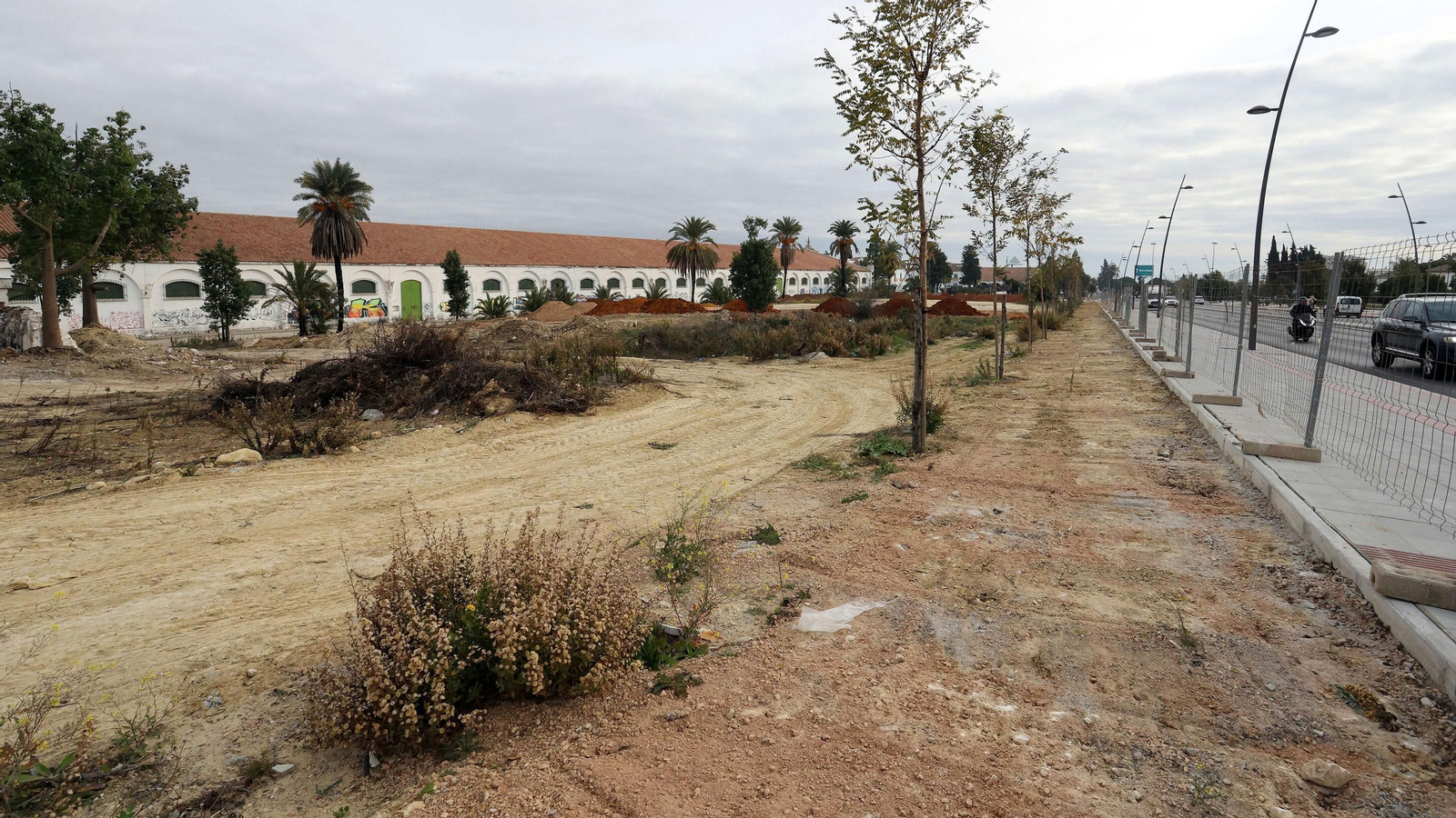 Terrenos de Croft que pasarán a ser un paseo peatonal.