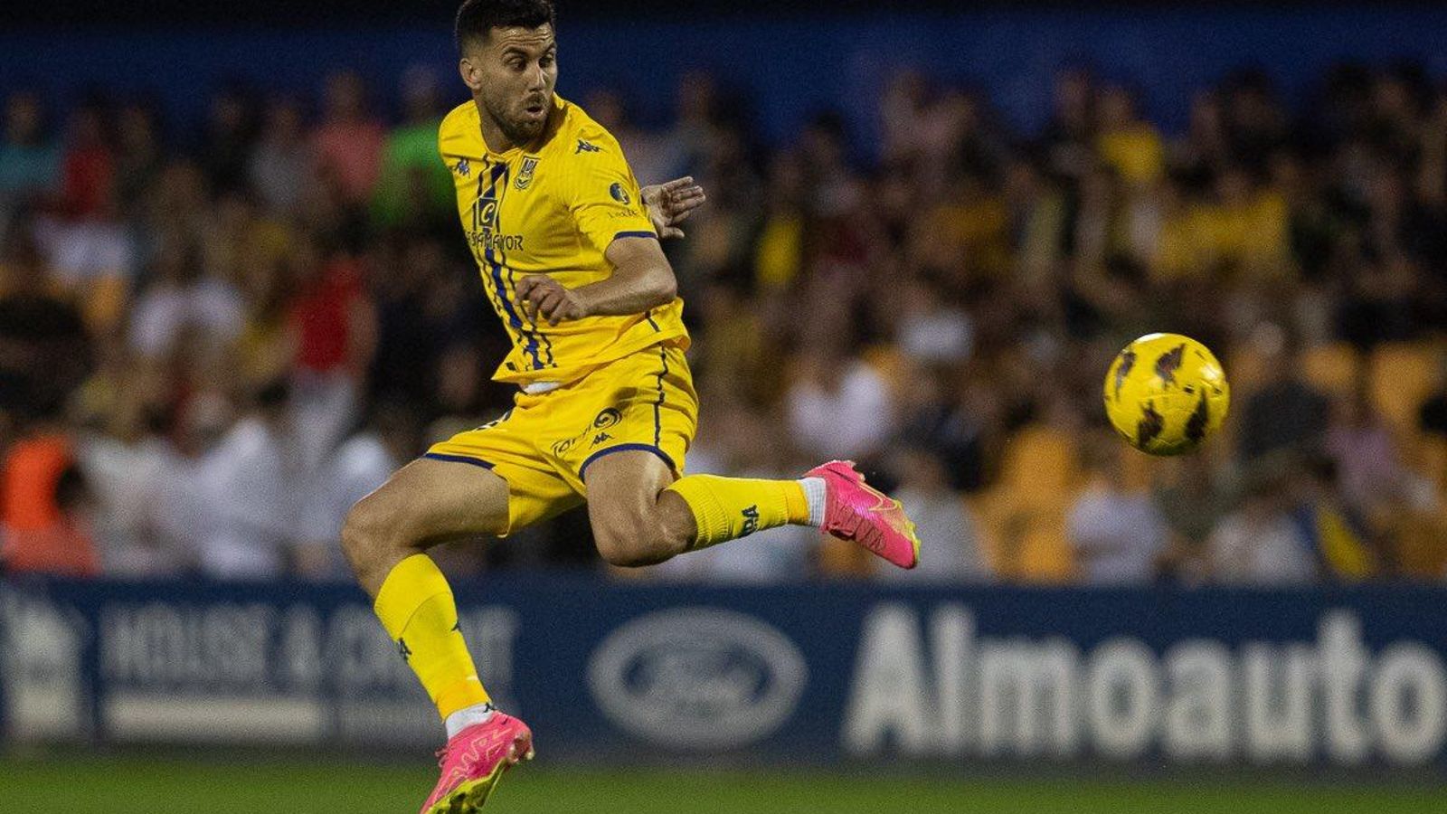 Fede Vico, en un partido con el Alcorcón, su último equipo. Fede Vico, en un partido con el Alcorcón, su último equipo.