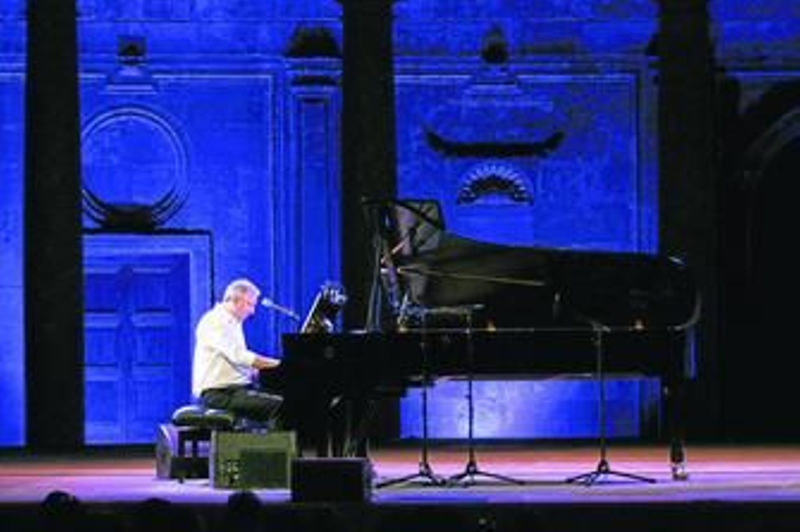 Mertens, druante su actuación en el Palacio de Carlos V.