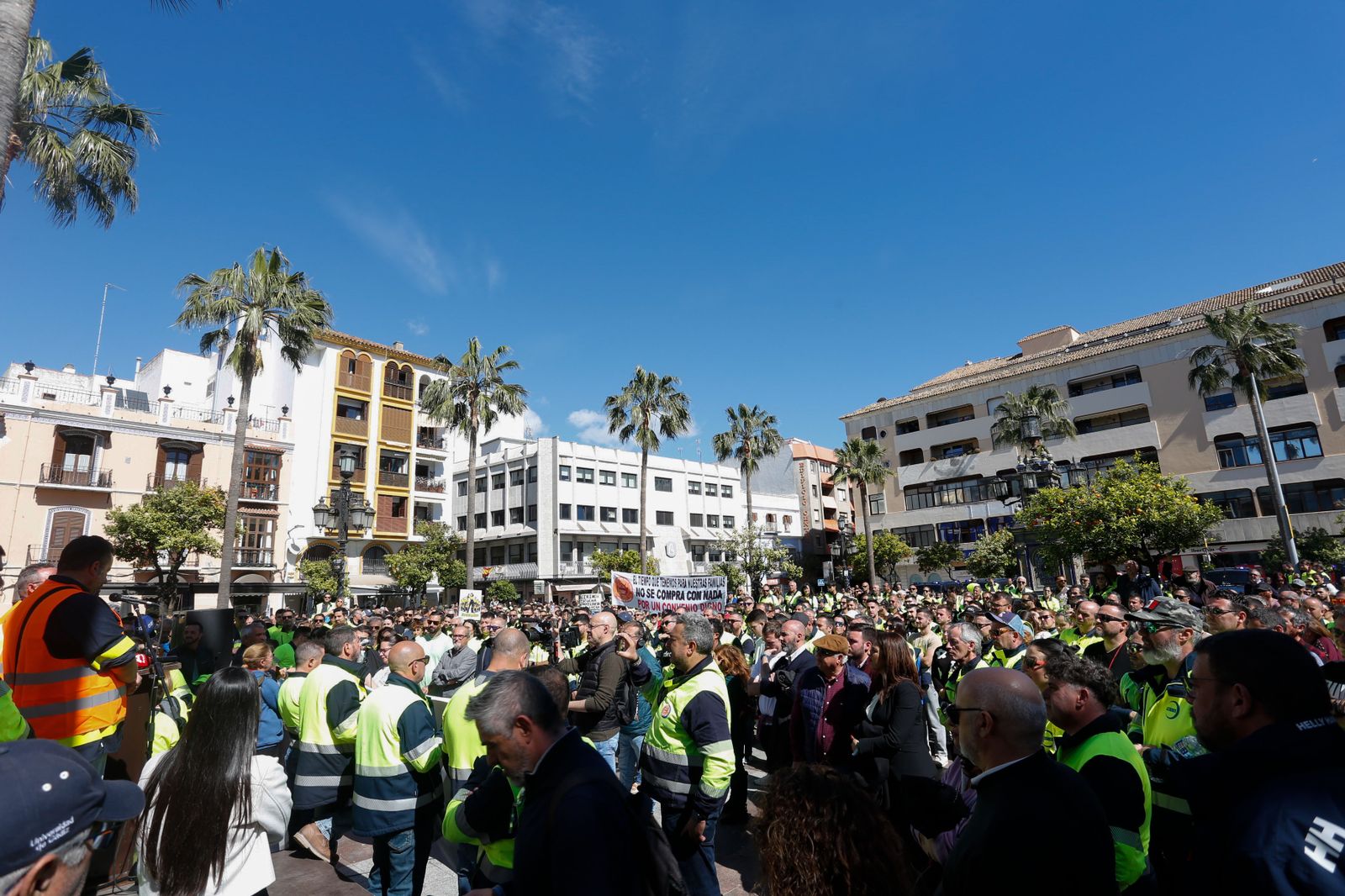 Las fotos de la manifestación de los trabajadores en huelga de Acerinox en Algeciras