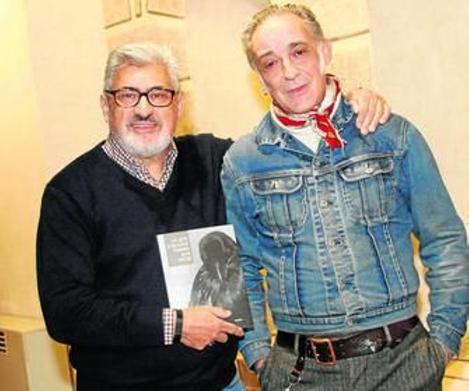 Jenaro Talens y Alberto García Alix, ayer, en la presentación.