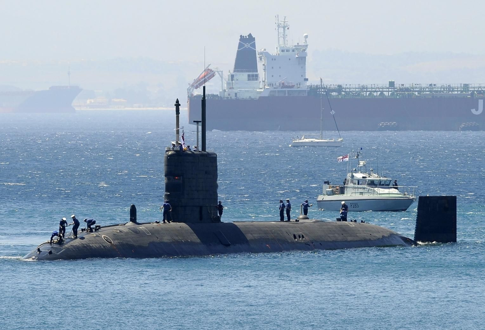 Un sumbarino británico en el Peñón.