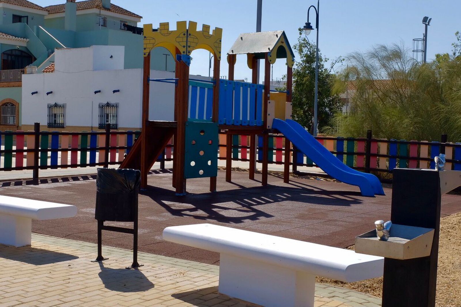 Área infantil reformada en Punta del Moral.