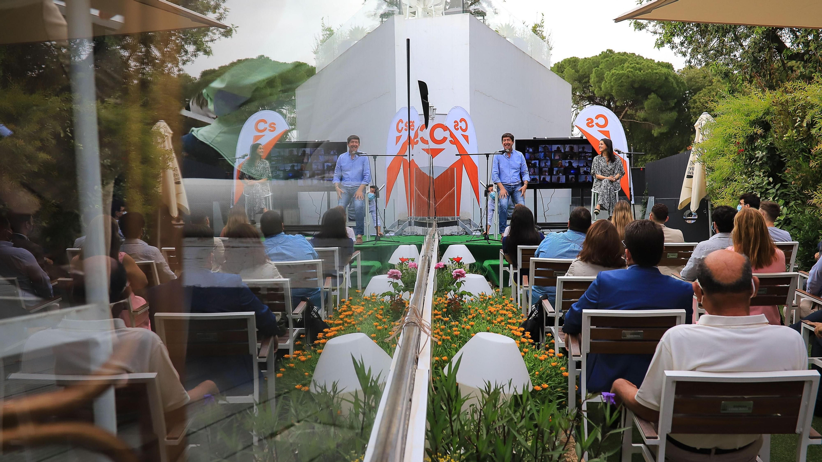 Encuentro de Inés Arrimadas con militantes de Ciudadanos en Jerez