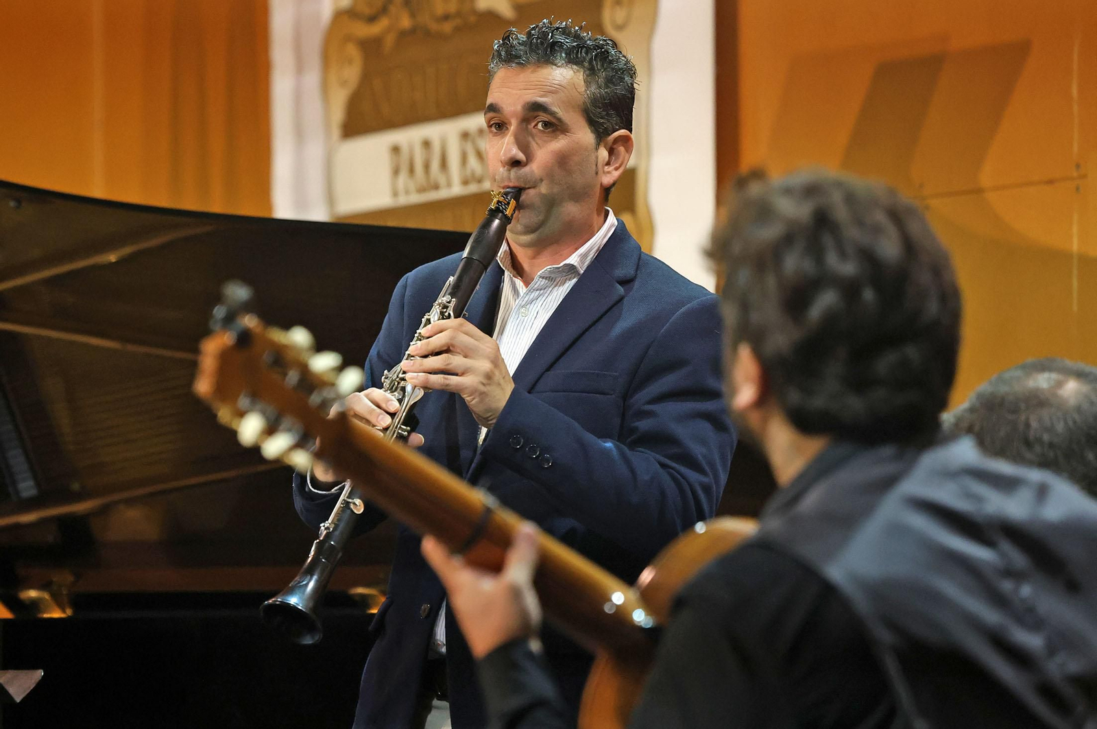 Imágenes del concierto del Conservatorio Profesional de Música 'Javier Perianes' con motivo de la celebración del Día de la Bandera de Andalucía