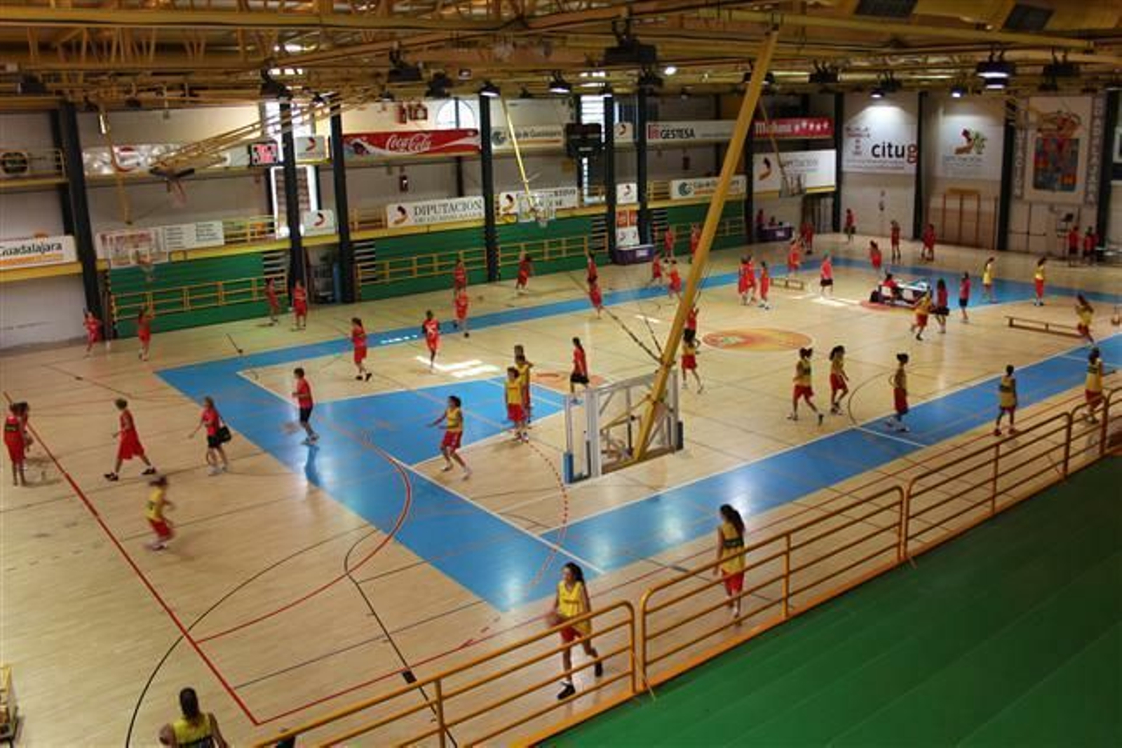 Jugadoras durante un entrenamiento colectivo de la FEB.