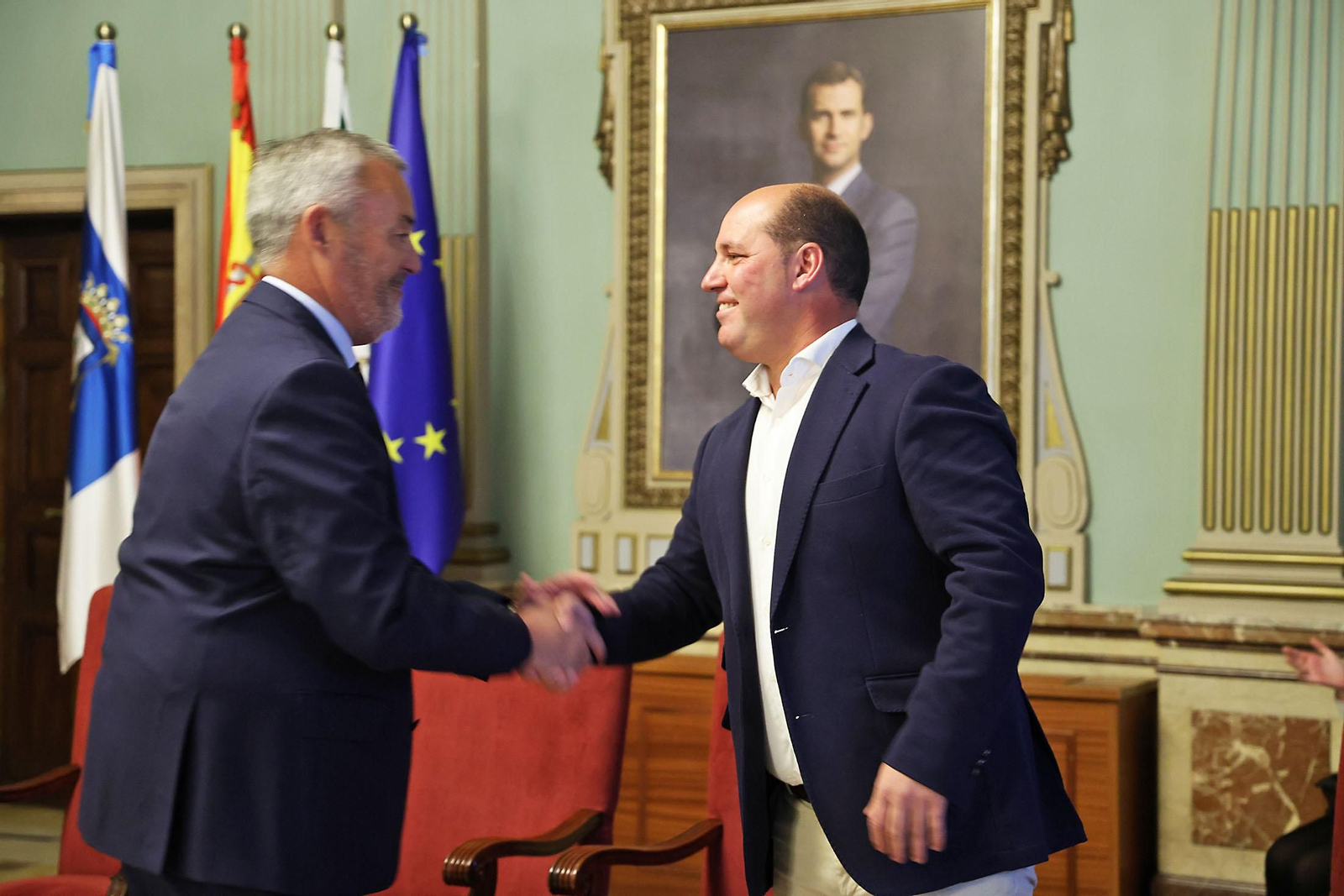 Imágenes de la Coronación de sus Majestades los Reyes Magos de Huelva 2025