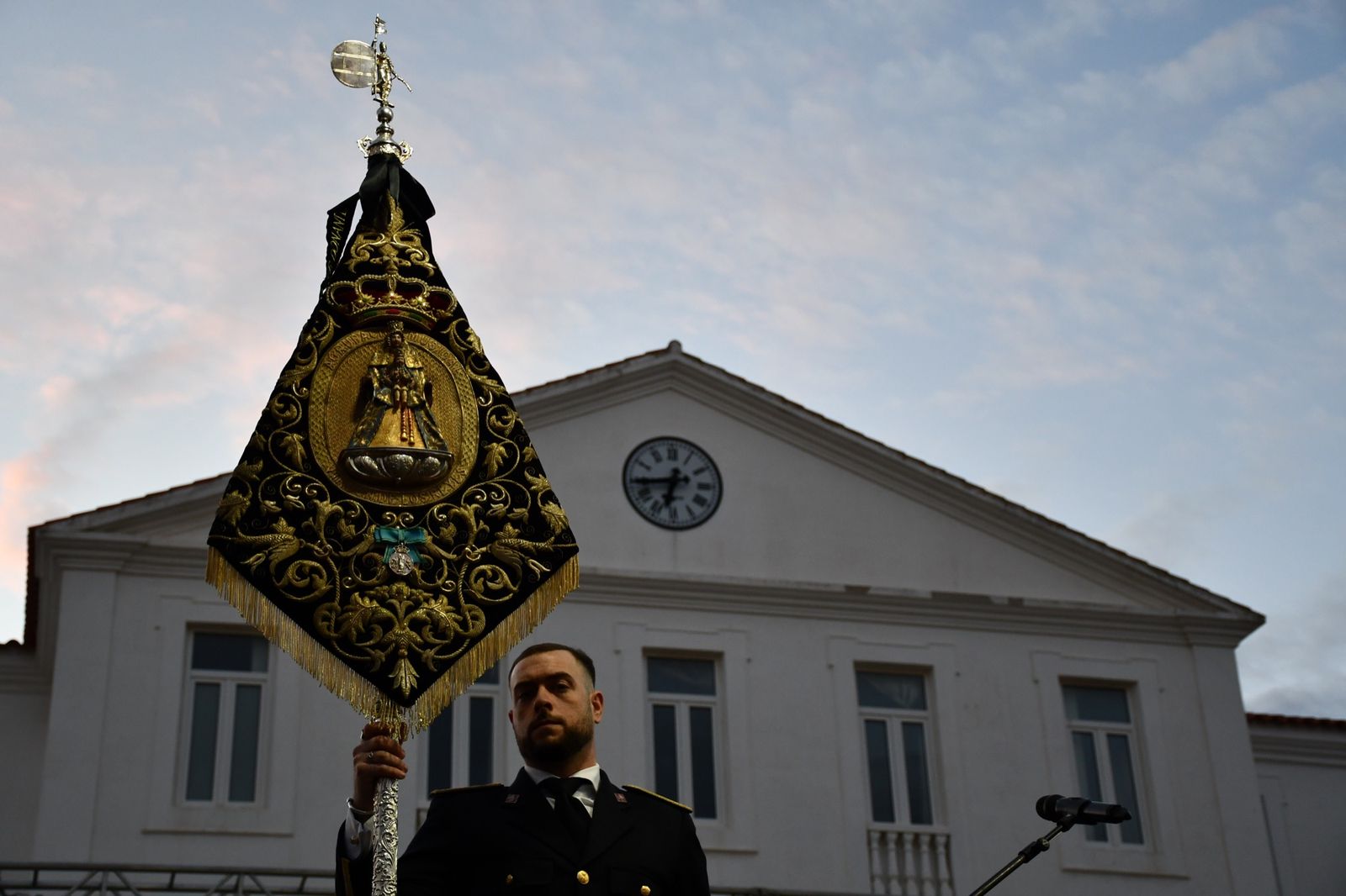 Un concierto de marchas procesionales llena Plaza de las Constituciones de San Roque
