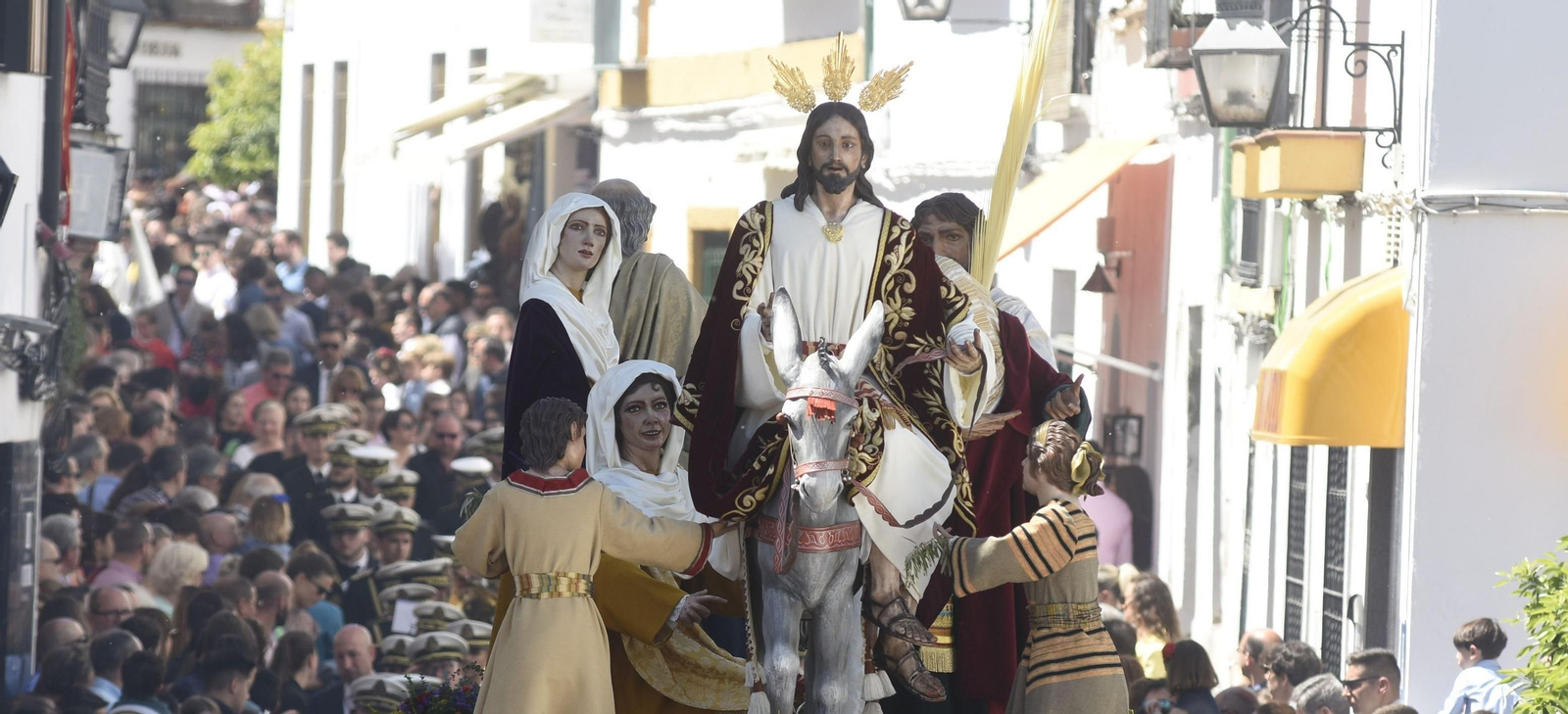 Nuestro Padre Jesús en su Entrada Triunfal, durante una salida procesional.