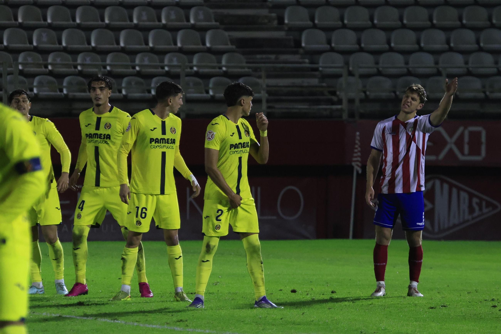 Las mejores fotos del Algeciras - Villarreal B de Primera Federación