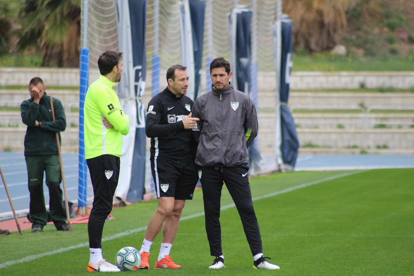 La vuelta a los entrenamientos del Málaga, en fotos