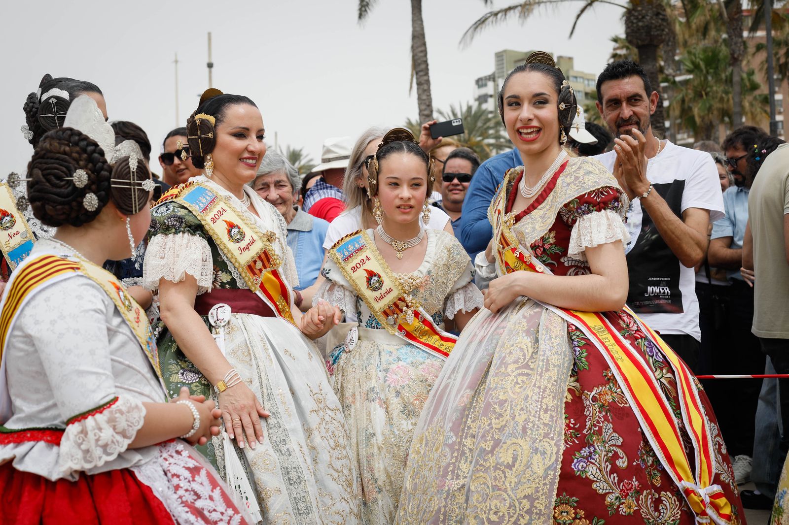 Las mejores imágenes de la "Globotá" en las fallas de Almería