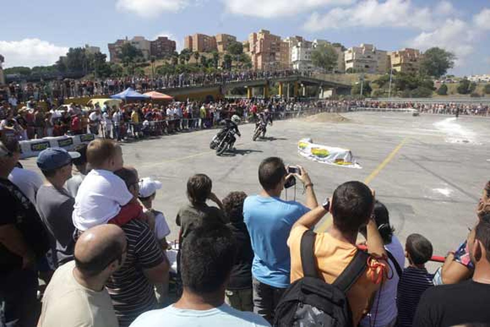 500 motos se dieron lugar en el parque feria como colofón de la gran fiesta motera Delfines 2010

Foto: Erasmo Fenoy