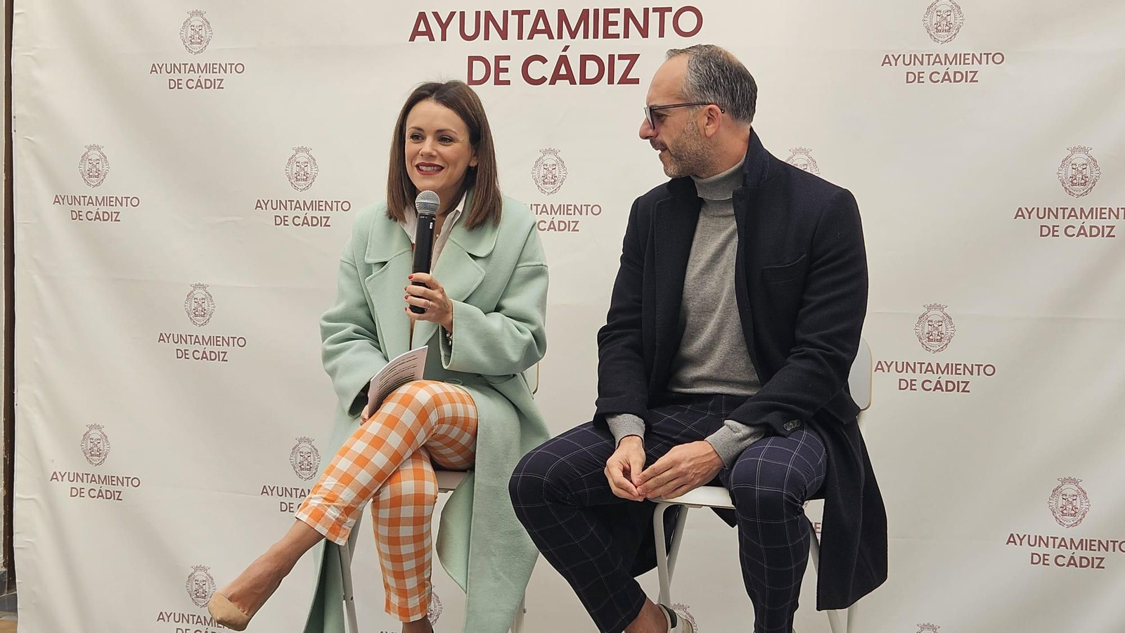 Beatriz Gandullo y Manolo Morera, en la presentación de la cita de fin de año.