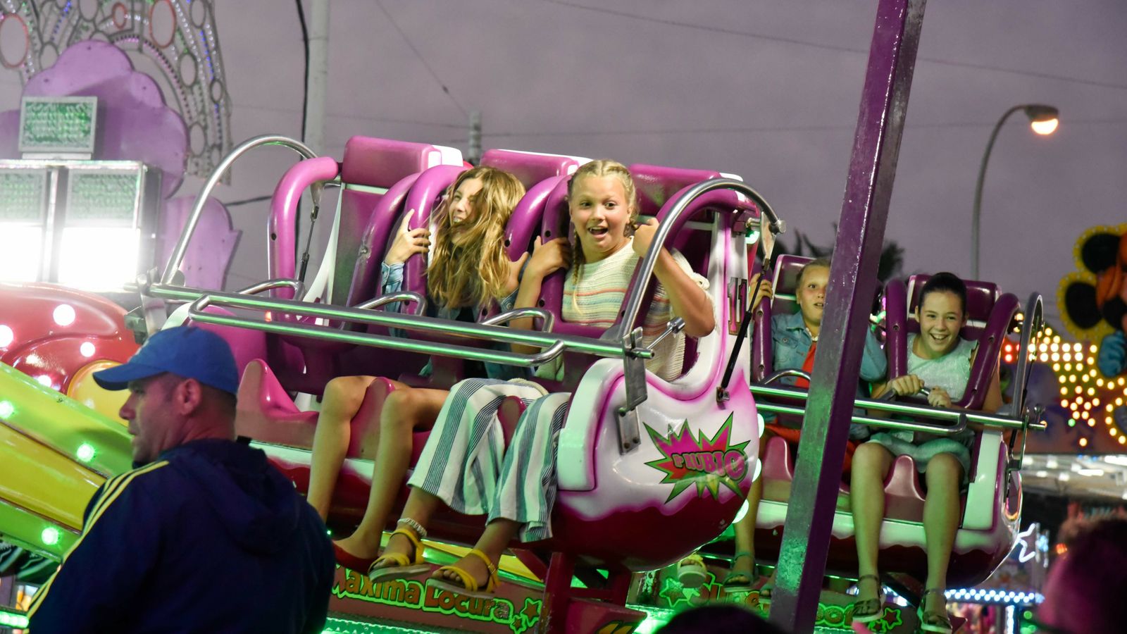 Jueves de Feria de la Línea en imagenes