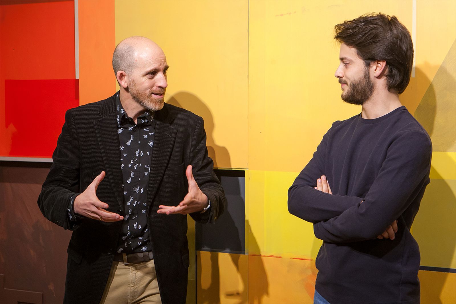 El isleño José Rodríguez López junto a Fermín Alvira en una de las exposiciones de La Puerta Gótica.