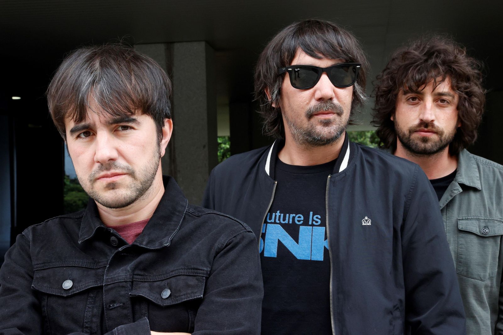 Los miembros de Lori Meyers posan durante una entrevista